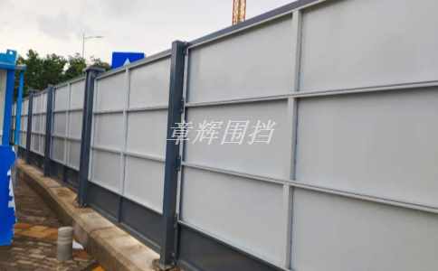 pvc围挡在高温状态下是否会产生异味？（了解pvc围挡高温使用时可能存在的异味问题）
