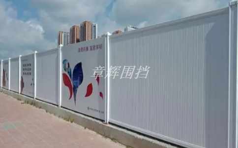 市政围挡的维修费用是多少？